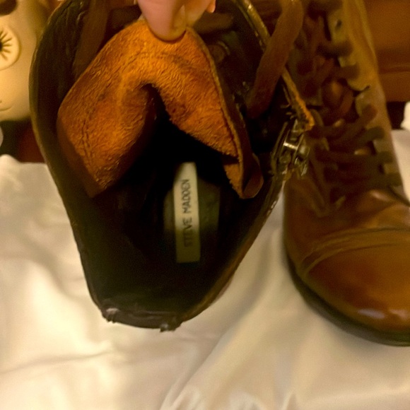 Steven Madden women’s leather boots - Picture 5 of 7